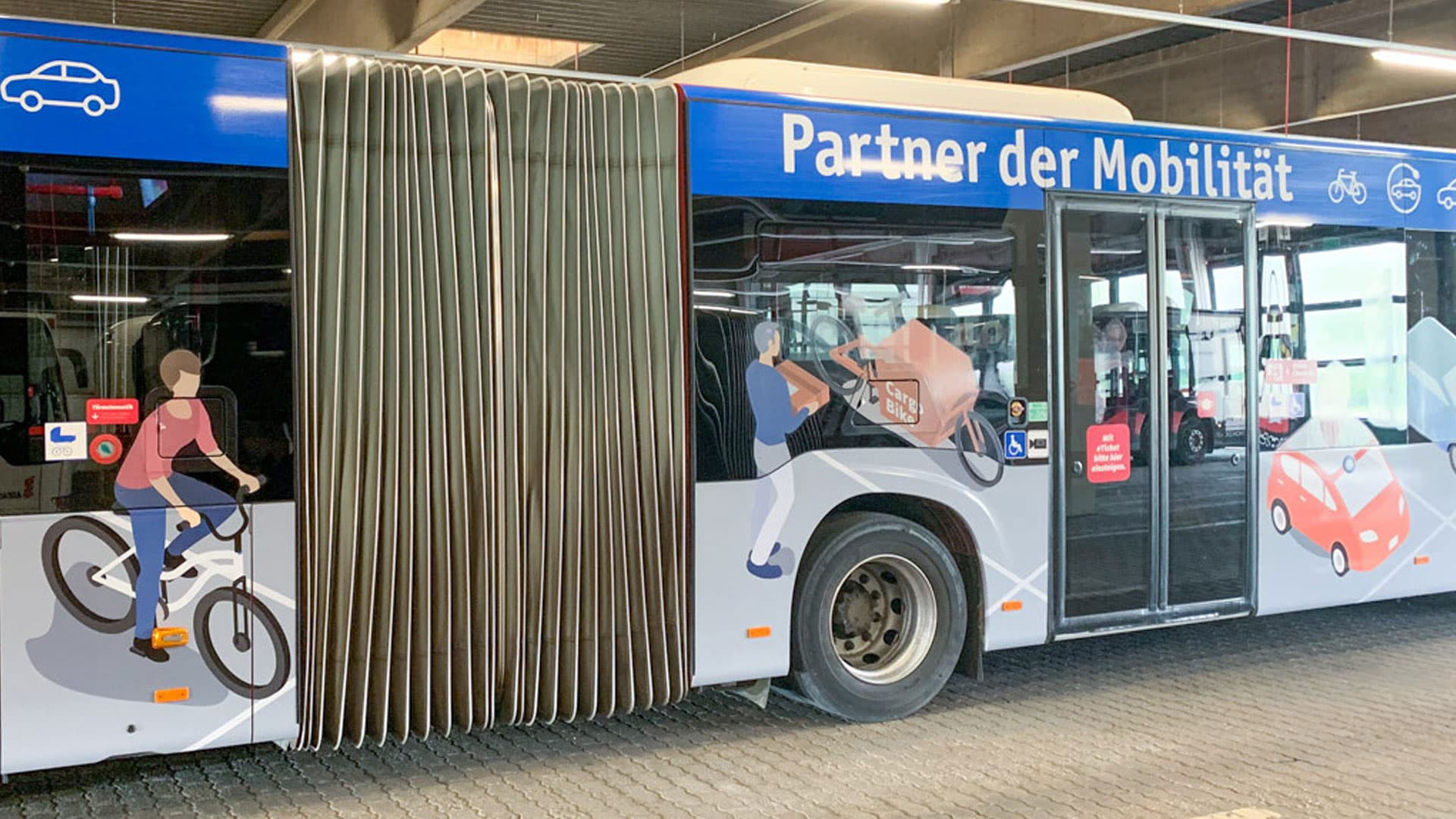 Neuer APAG Bus bestreift das ASEAG Fahrgebiet